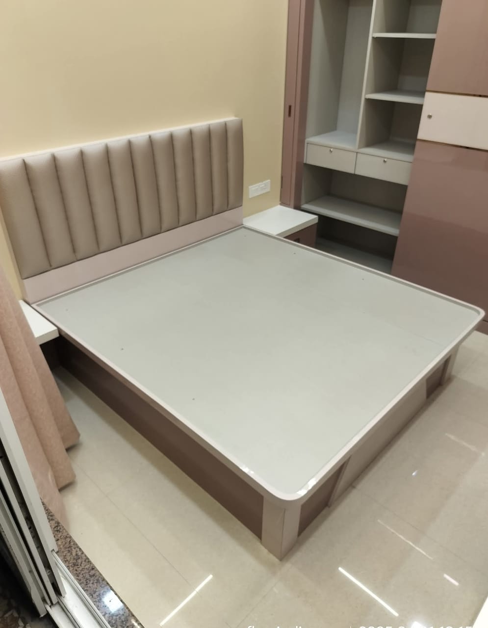 Contemporary Bedroom with Storage in New Mumbai